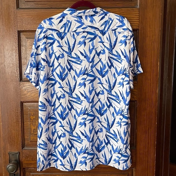 Men’s large button shirt - Picture 2 of 3